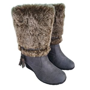 Faux fur suede Winter boots, women's size 8, grey